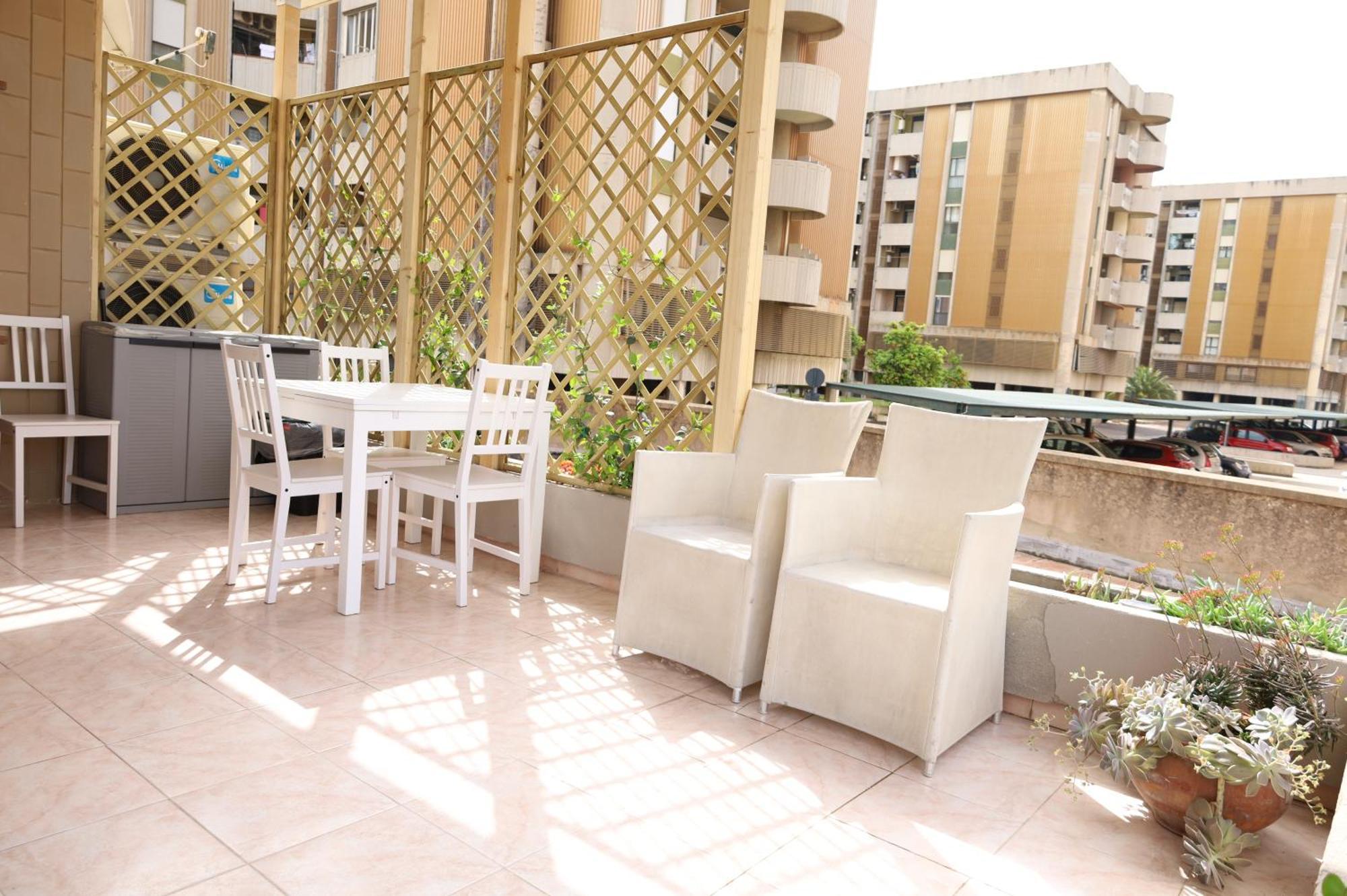 Apartament Jitaku Maine Cagliari Zewnętrze zdjęcie